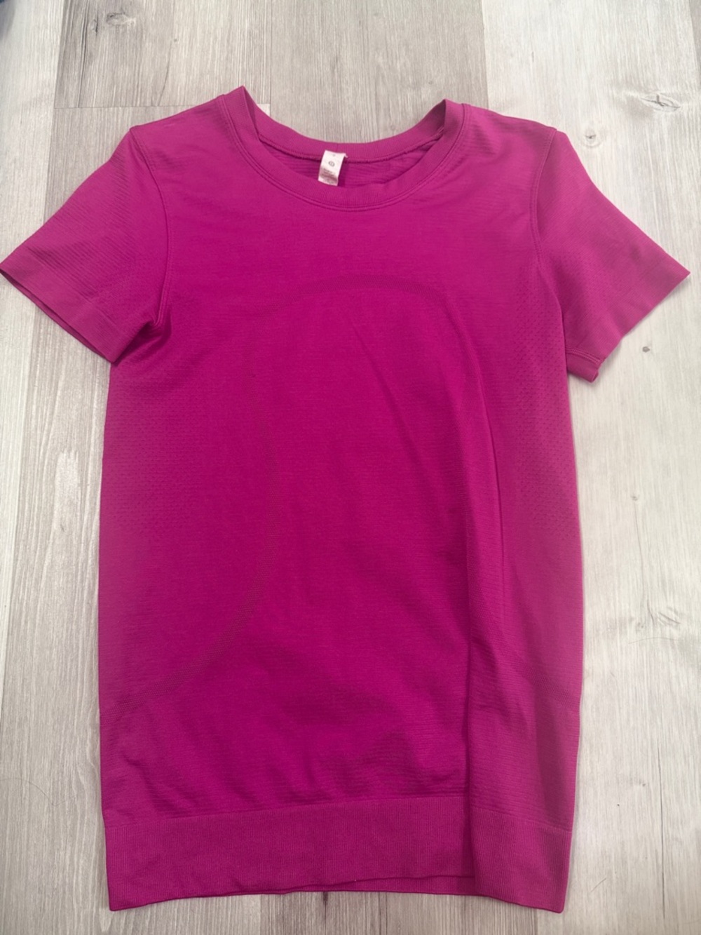 Lululemon Swiftly Tech Short Sleeve